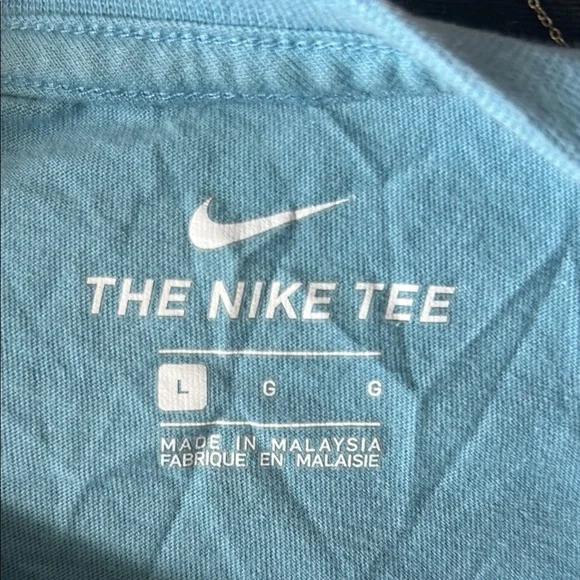 Nike Blue Short Sleeve Tee - Picture 2 of 4